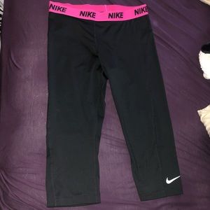 Nike Capri Leggings